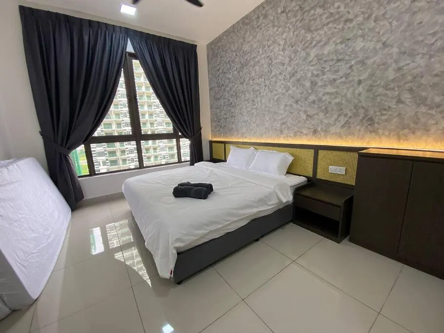 Melaka Town 10Mins To Jonker Free 2 Parking Apartment 0*, Malacca